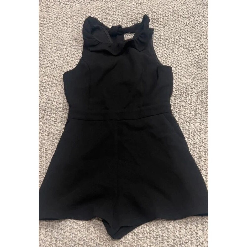 DO+BE Black Halter Tie Romper – Women’s Medium
